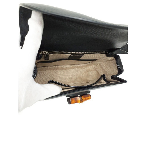 Gucci Bamboo Handbag - Picture 3 of 9